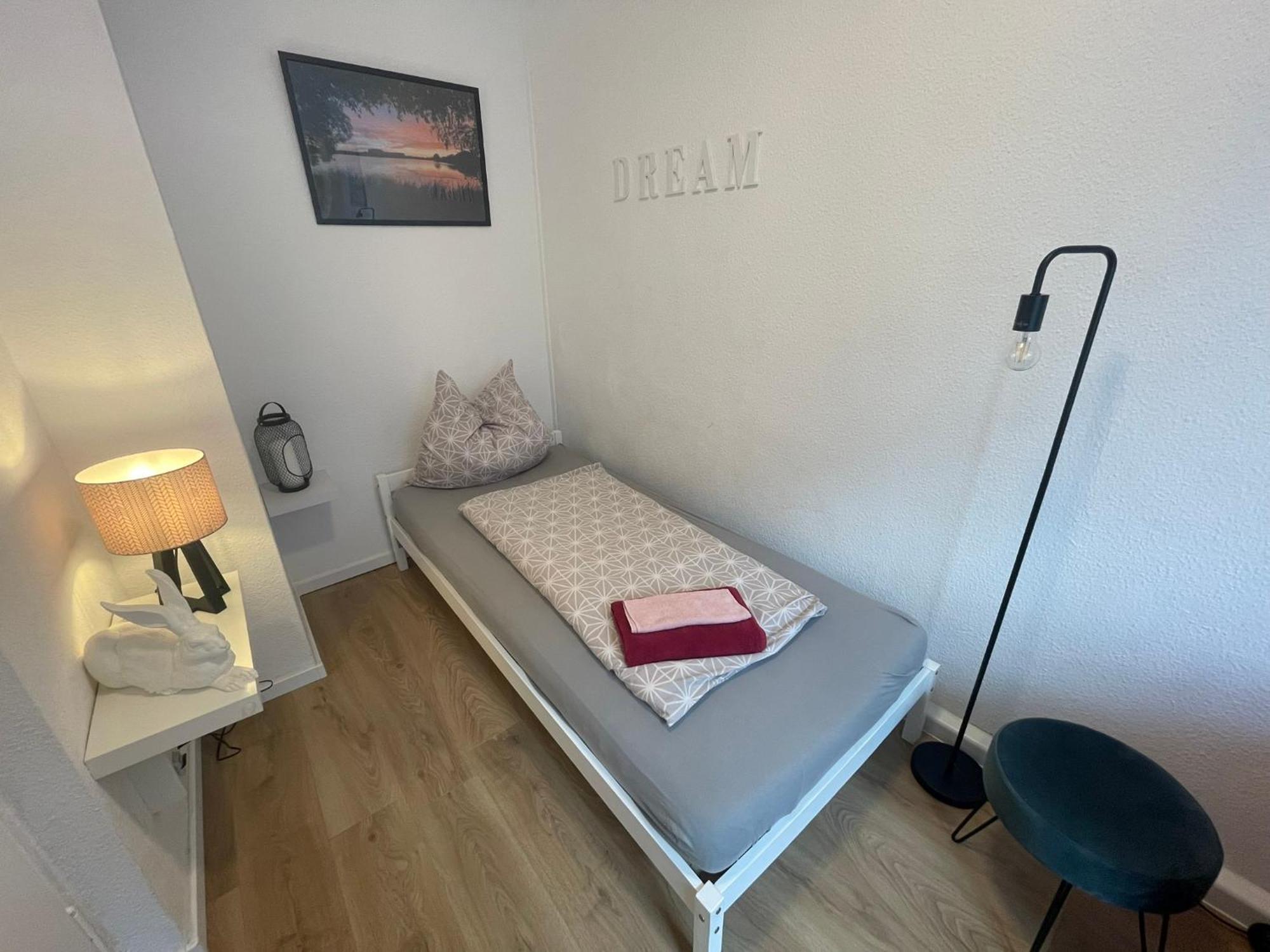 Messeapartment An Der Altstadtmauer Nürnberg Exteriör bild