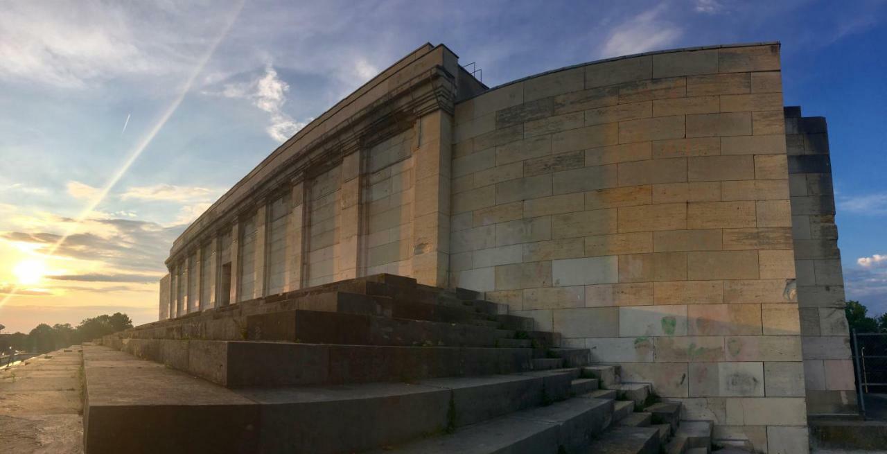 Messeapartment An Der Altstadtmauer Nürnberg Exteriör bild